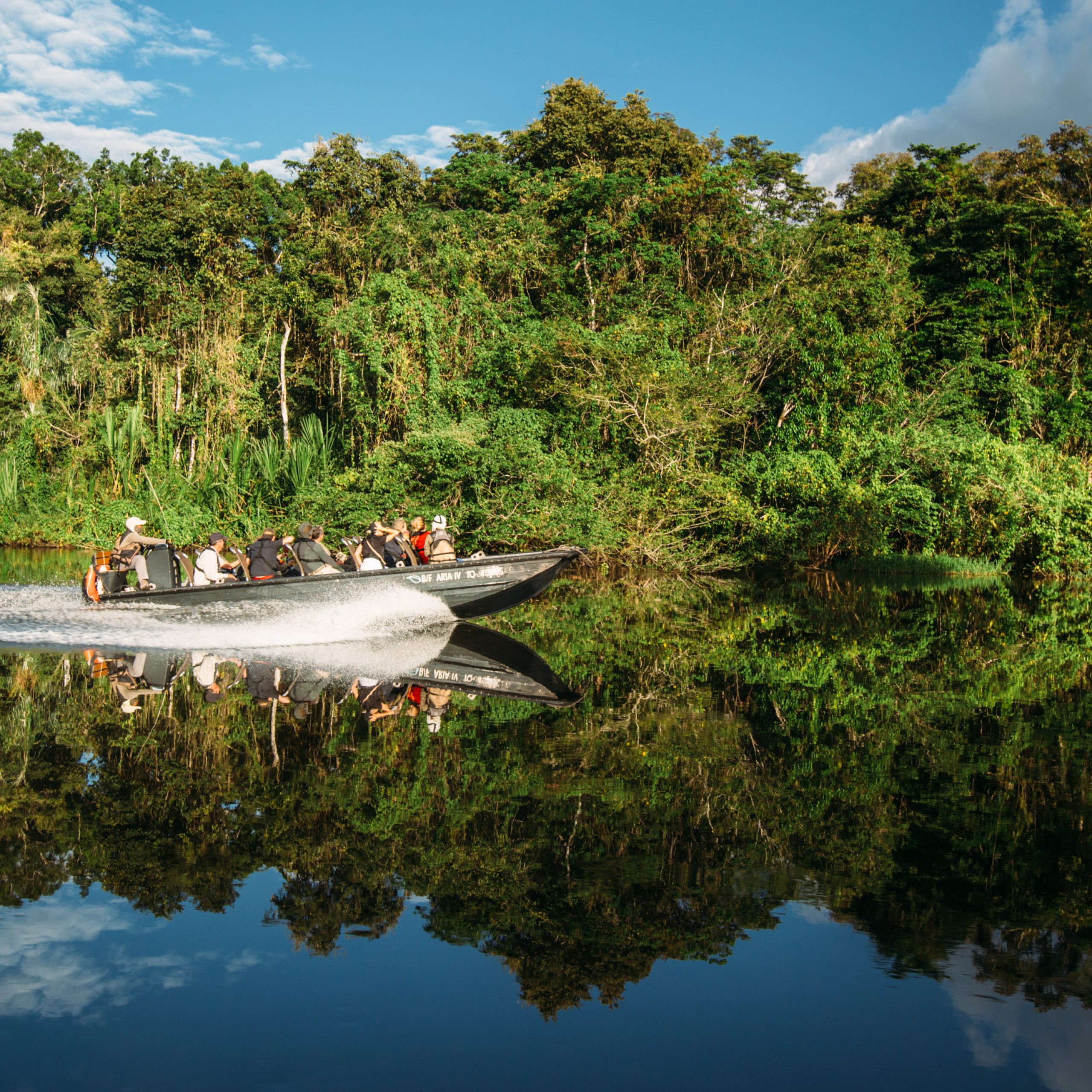 Amazon-Skiff Excursions – 07