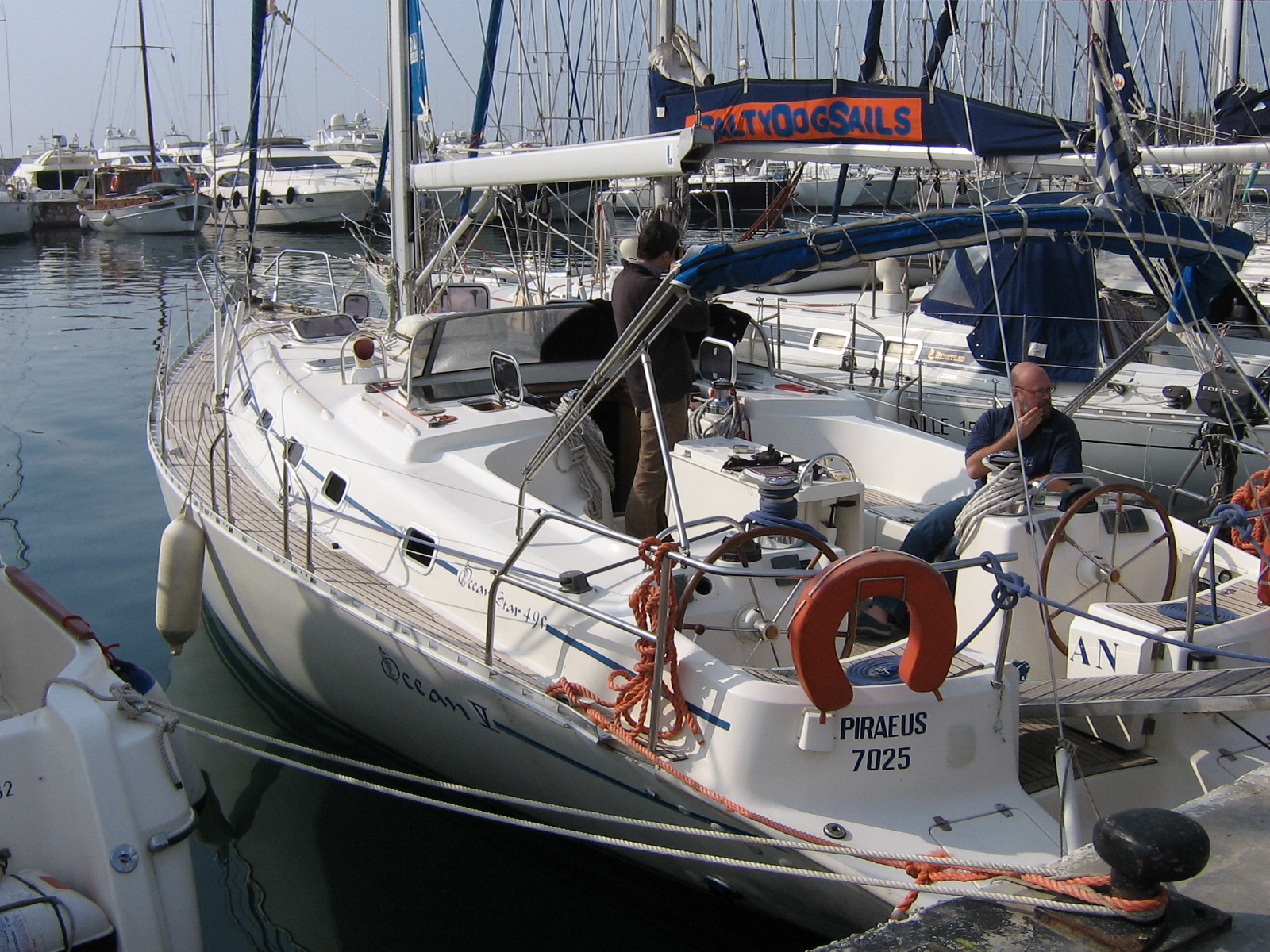 W Marine Alimos