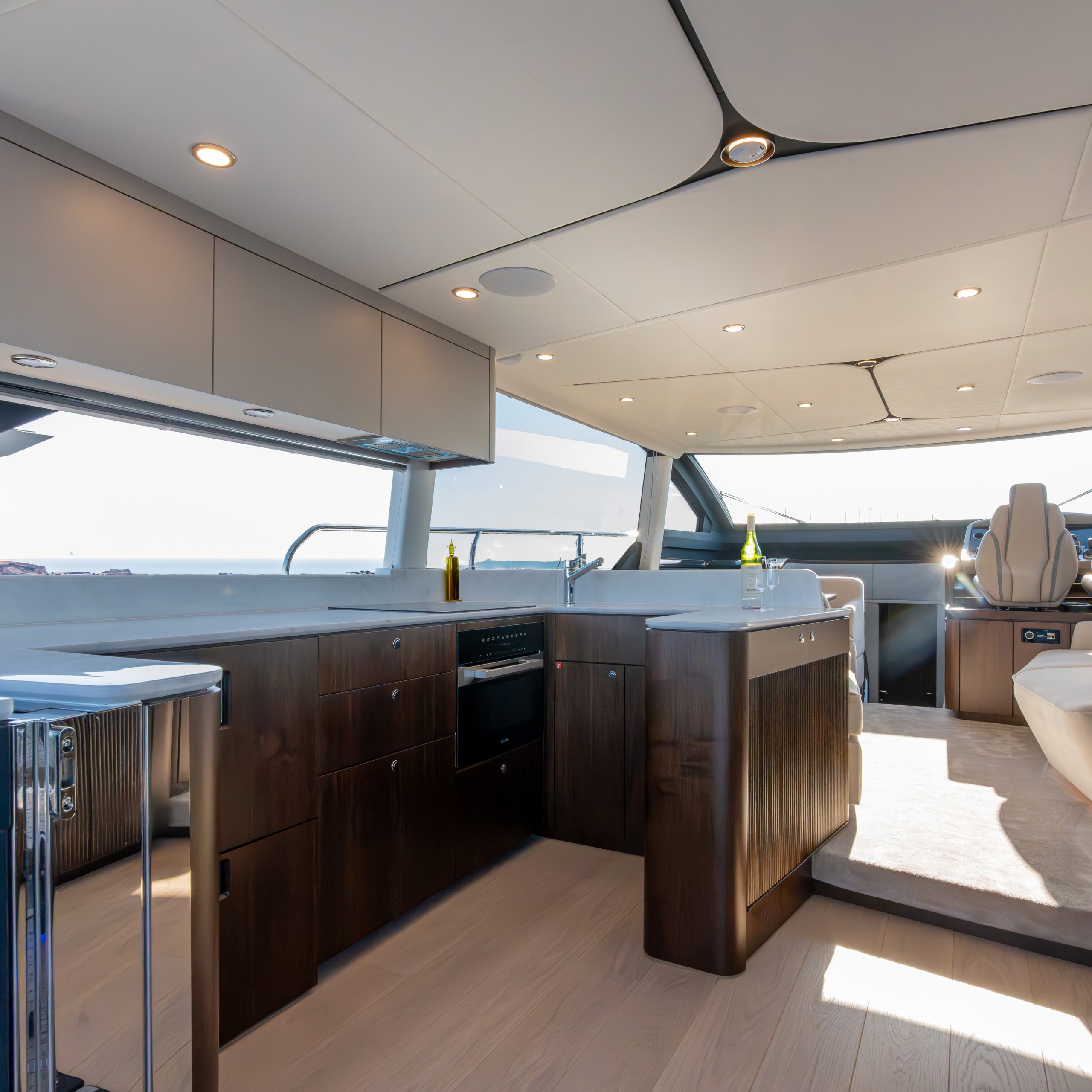 Squadron 58 interior 079