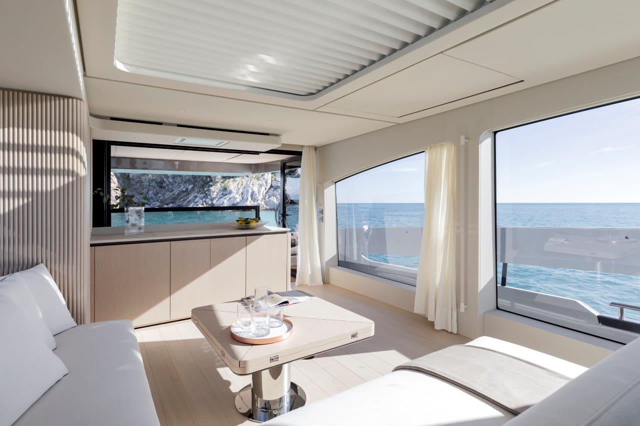 Azimut_Seadeck 6_interiors_2