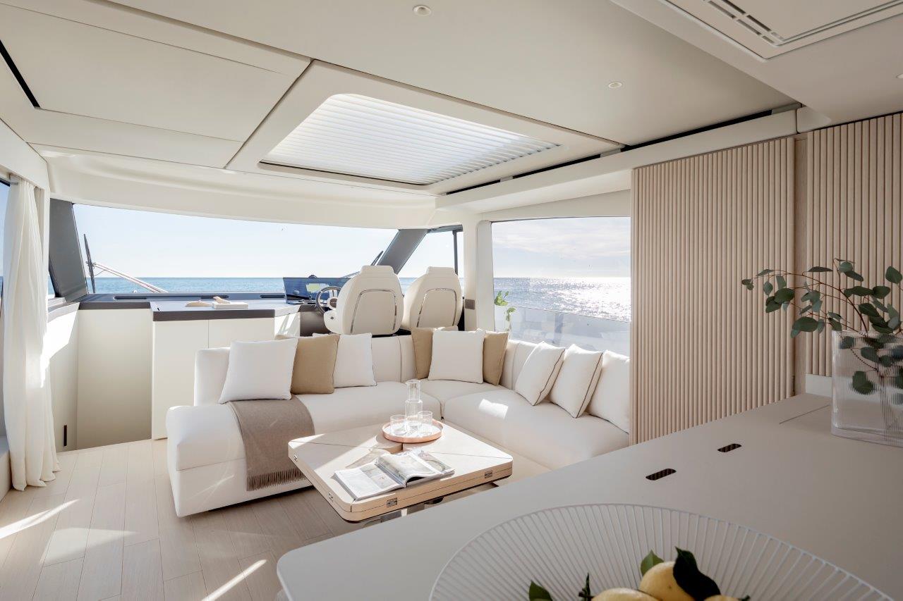 Azimut_Seadeck 6_interiors_4