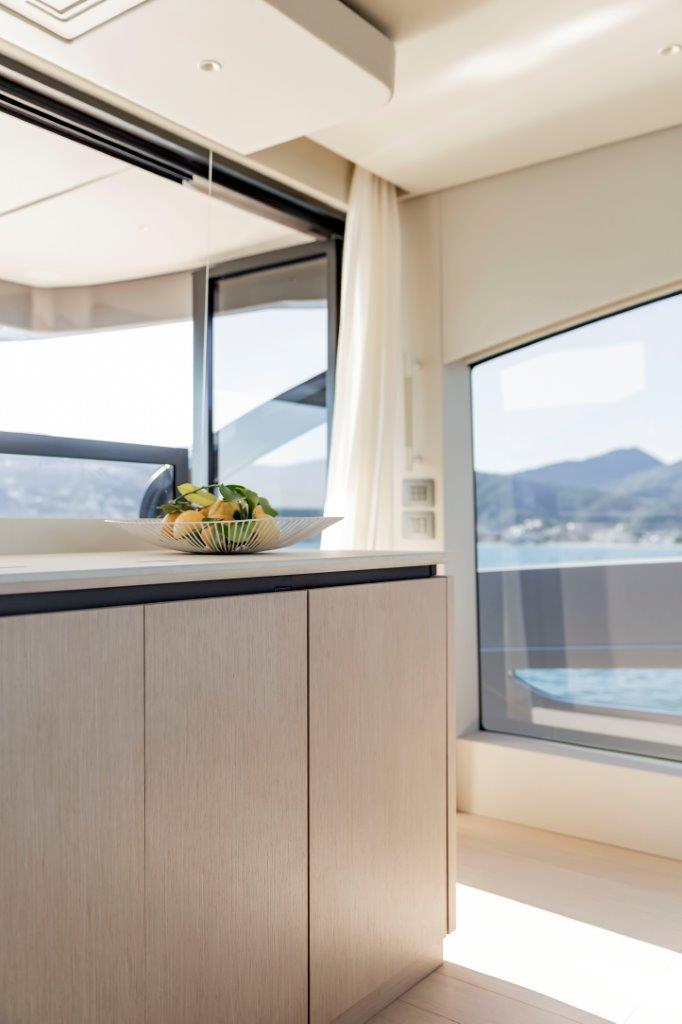 Azimut_Seadeck 6_interiors_5
