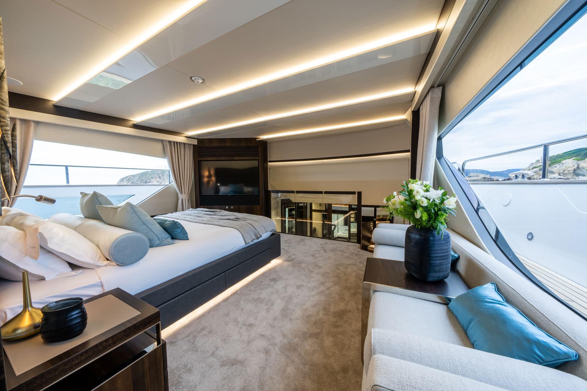 MEROS_Signature-95-Yacht_Master-Cabin2