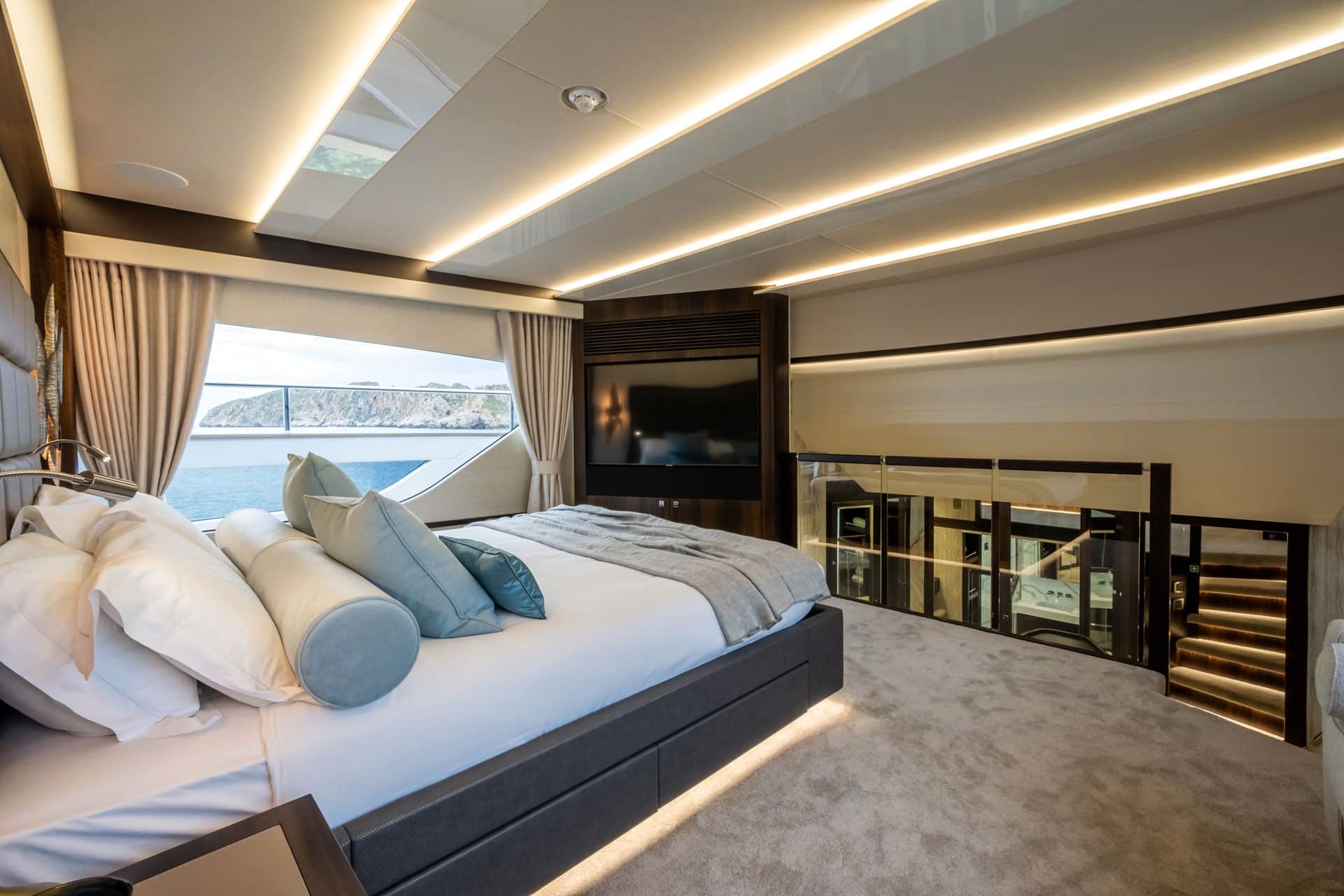 MEROS_Signature-95-Yacht_Master-Cabin3